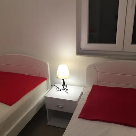 Moderne In Privlaka Mit Grill Und Garten Apartment Privlaka (Zadar)